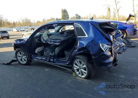 2024 Audi Q3 Premium Plus S Line 45 z USA, uszkodzony, nr VIN WA1EECF38R1116106